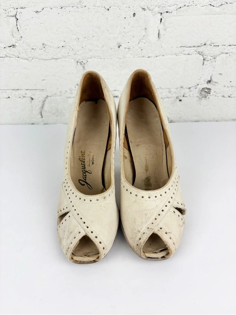 VTG 30s 40s Jacqueline Wohl Cream Vintage Peep Toe Cutout Heels